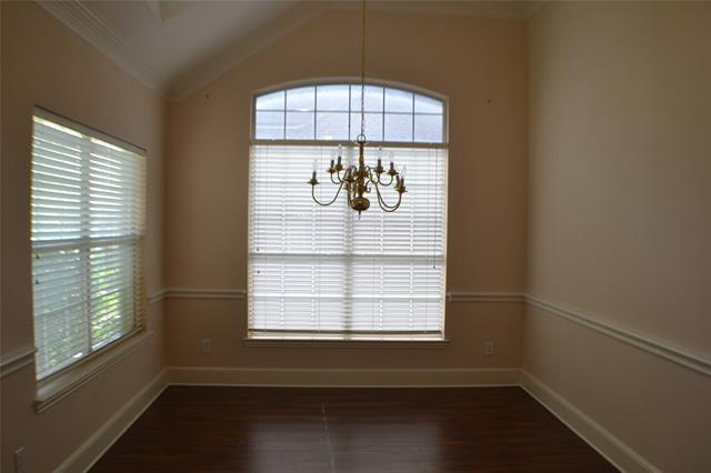 Building Photo - 4445 Lone Tree Dr