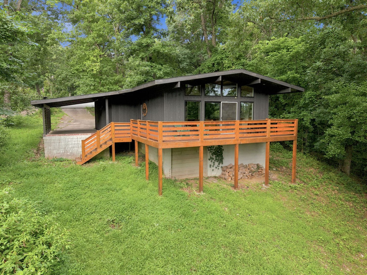 Building Photo - 45 Grisham Dr