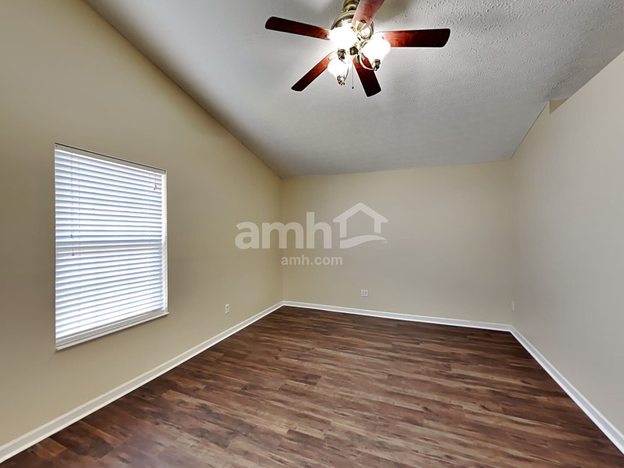 Building Photo - 8588 Greylag Ct