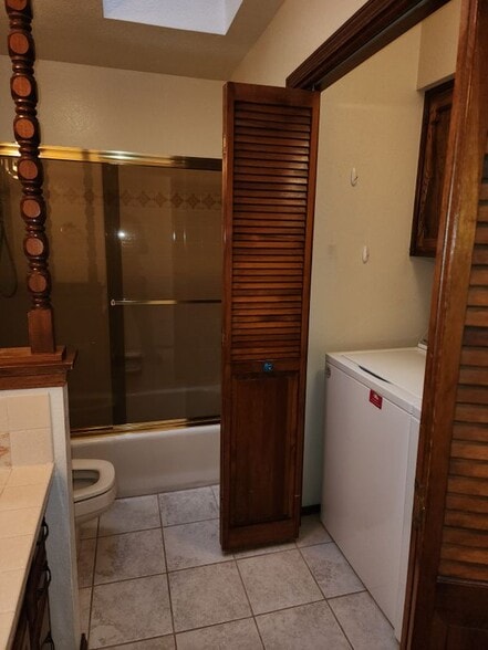 Building Photo - 9335 Admiral Lowell Pl NE