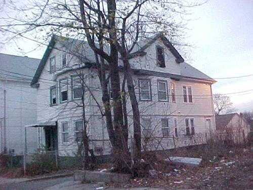 Primary Photo - 64 Pleasant St