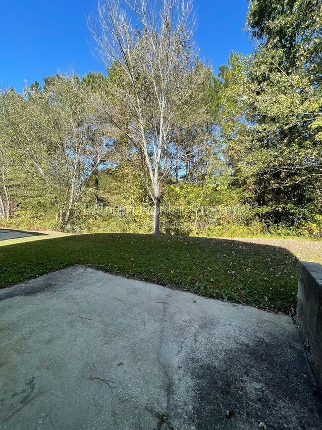 Building Photo - 1740 Spring Hill Cove