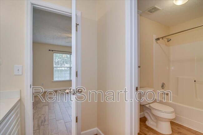 Building Photo - 969 Cammaron Way