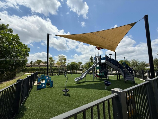 Building Photo - 9117 Balsamo Dr.