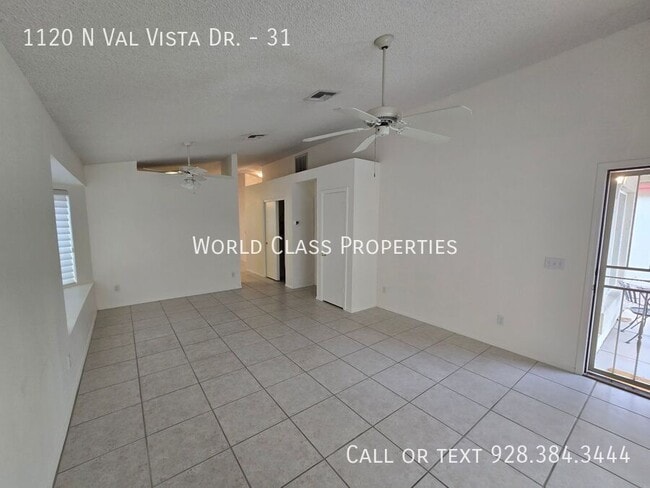 Building Photo - 1120 N Val Vista Dr