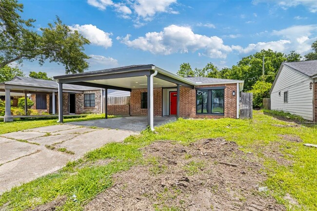 Building Photo - 2207 Mykawa Rd