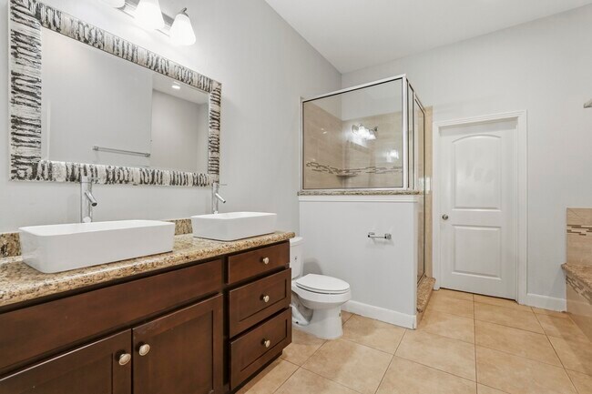 Building Photo - 2410 Ranna Ct