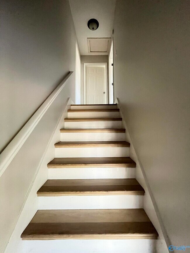 Building Photo - 3505 Bradley St SW