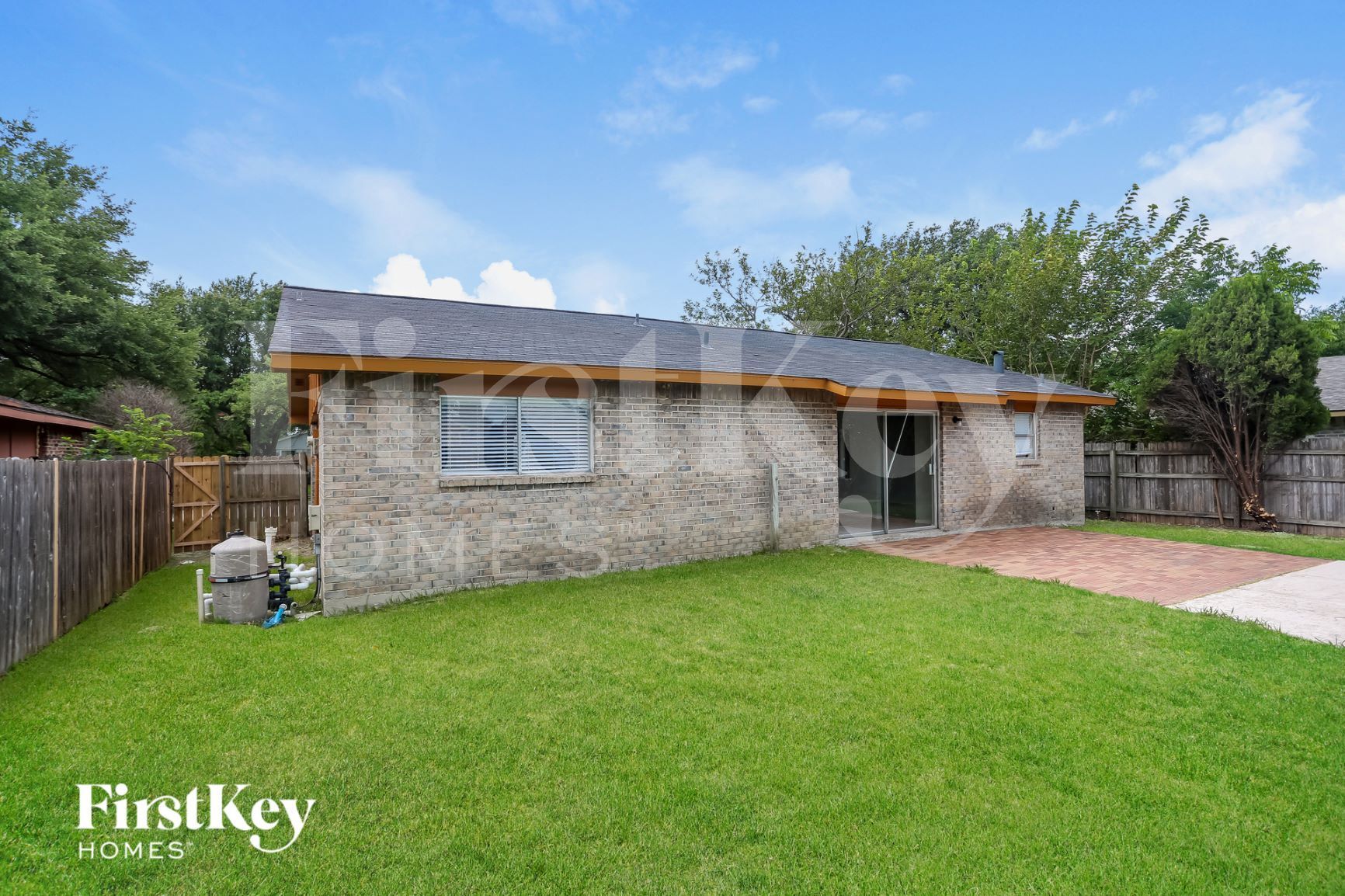 Building Photo - 2105 Highbury Rd