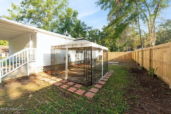 Building Photo - 10828 Haena Ct
