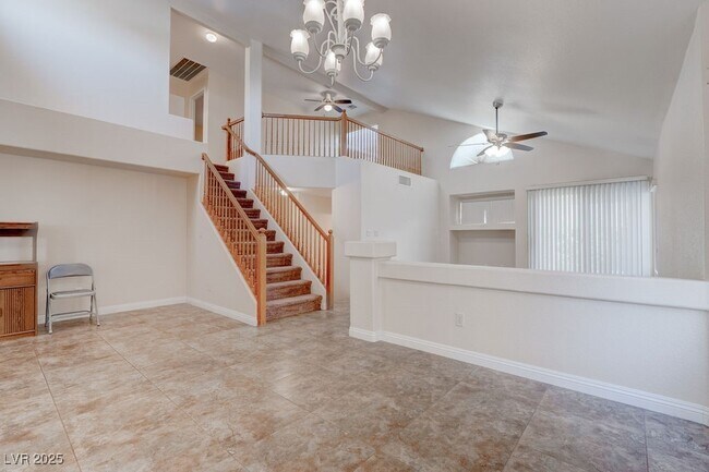Building Photo - 8753 Country View Ave