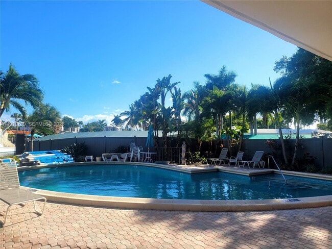 Building Photo - 1750 E Las Olas Blvd