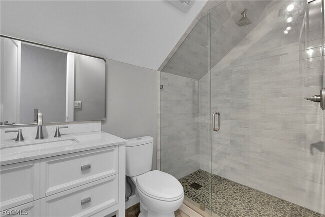 Building Photo - 958 Indiana Ave