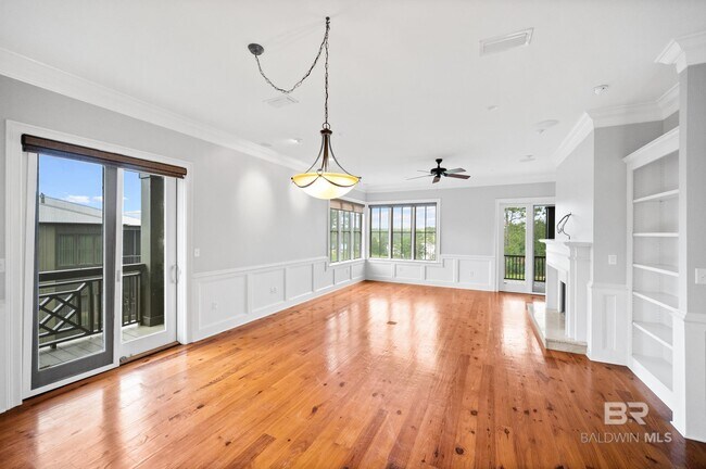 Building Photo - 32511 Water View Dr E