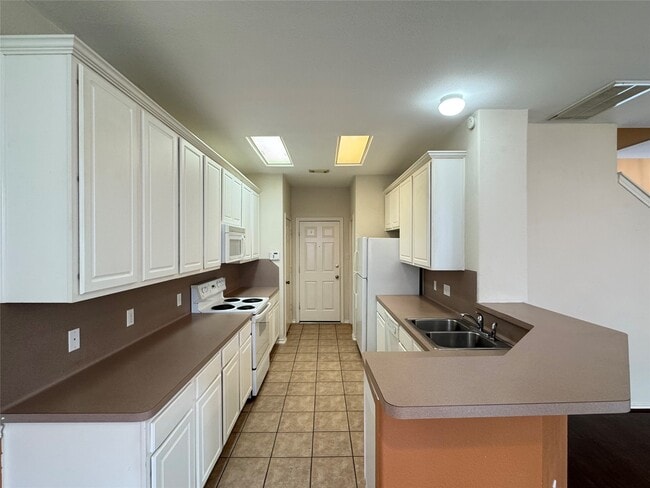 Building Photo - 16527 Beckland Ln