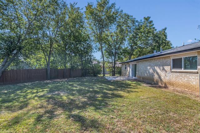 Building Photo - 1314 La Fiesta Dr