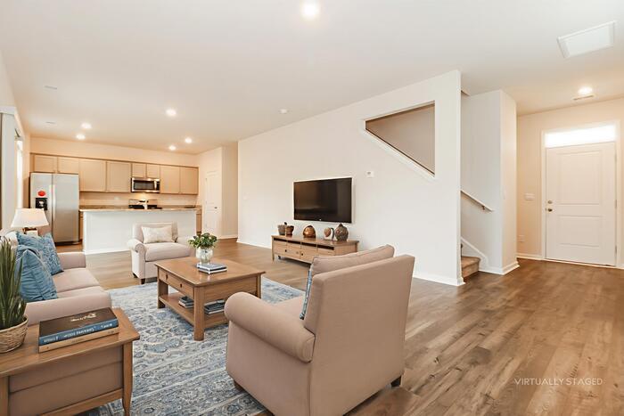 Building Photo - 207 Marauder Dr