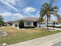 Building Photo - 1602 Woodmar Dr