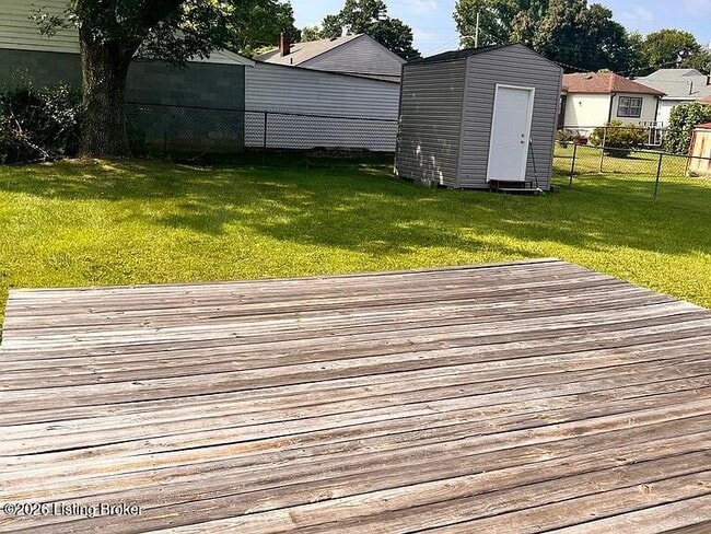 Building Photo - 3724 Bashford Ave