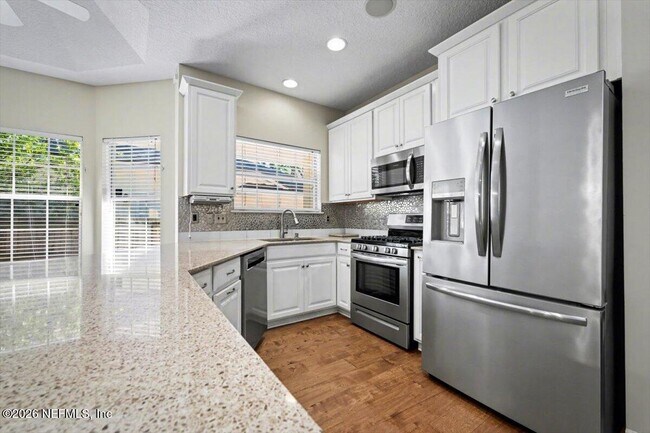 Building Photo - 184 Summerfield Dr