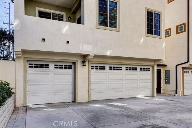 Building Photo - 2209 W 237th St