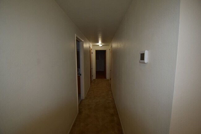 Building Photo - 34885 Lake Creek Dr