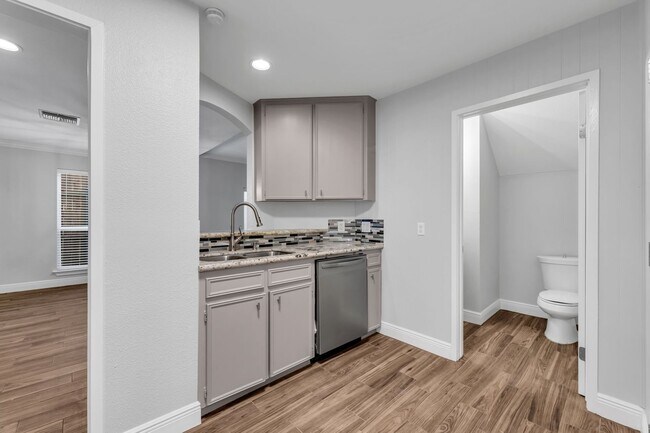 Building Photo - 1829 Bering Dr