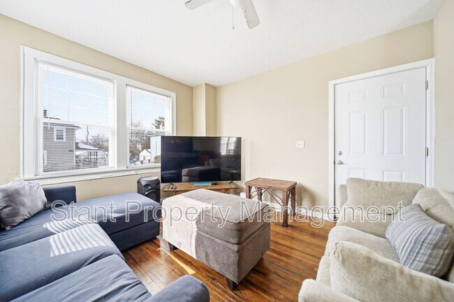 Building Photo - 2536 Adams Ave