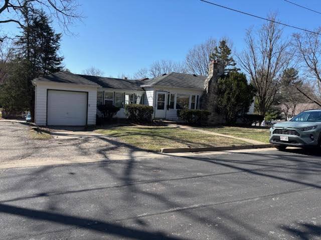 Primary Photo - 3329 Stevens St