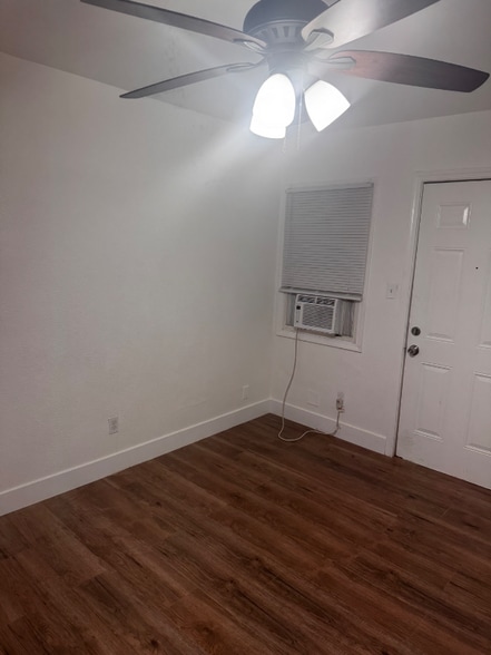 Building Photo - 8557 Juniper Ave