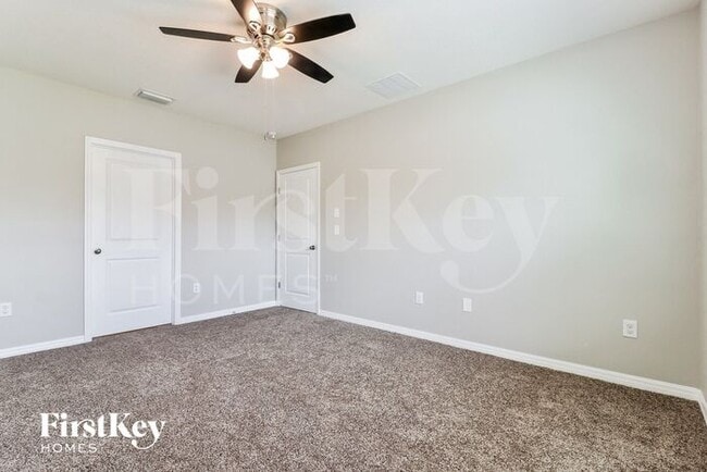 Building Photo - 36048 Carriage Pine Ct