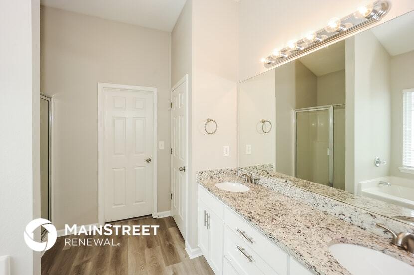 Building Photo - 5517 Jerome Rd