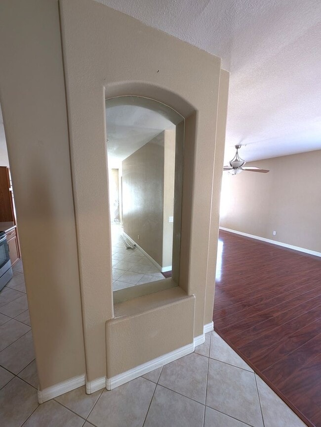 Building Photo - 3 Bedroom Home in Dobson Place Community N...