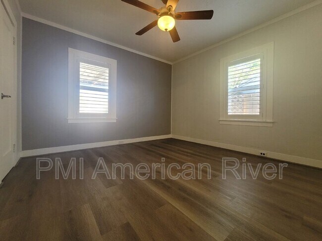 Building Photo - 2643 43rd St