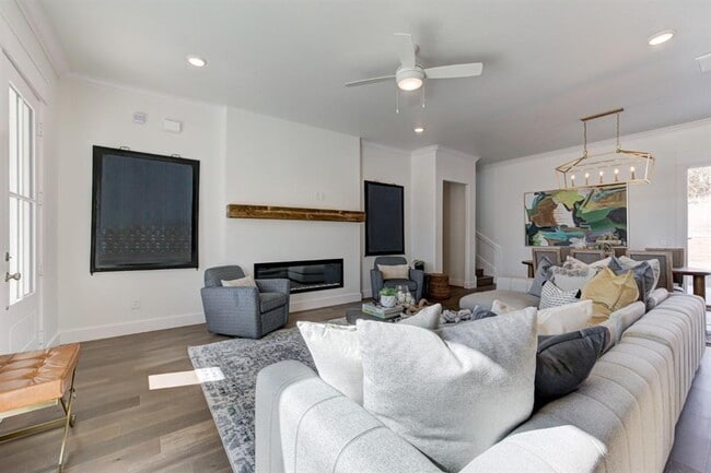 Building Photo - 7901 Behr Dr