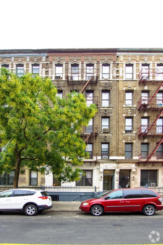 Building Photo - 123 Post Ave