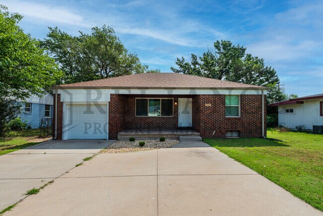 Primary Photo - 1008 N Edgemoor St