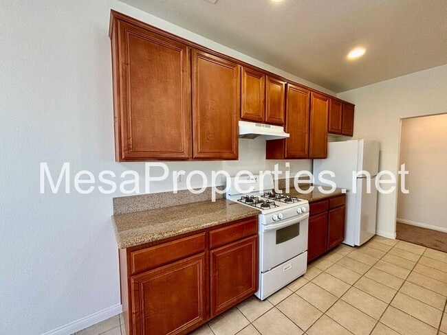 Building Photo - 15976 Elkins St