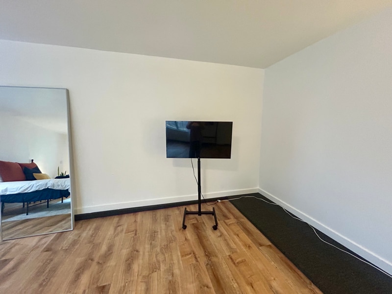 Building Photo - 2002 Oak Creek Ct