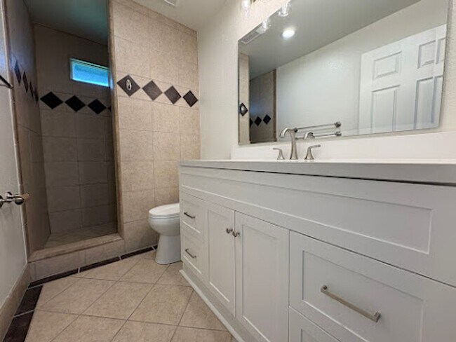 Building Photo - Charming 3 Bedroom Home in Galt
