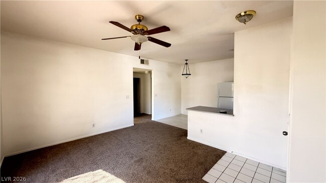 Building Photo - 5655 E Sahara Ave