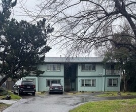 Building Photo - MINA85