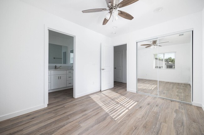 Building Photo - 835-837 W 3rd Ave