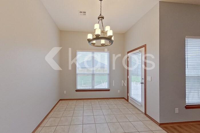Building Photo - 529 Loyd Ln