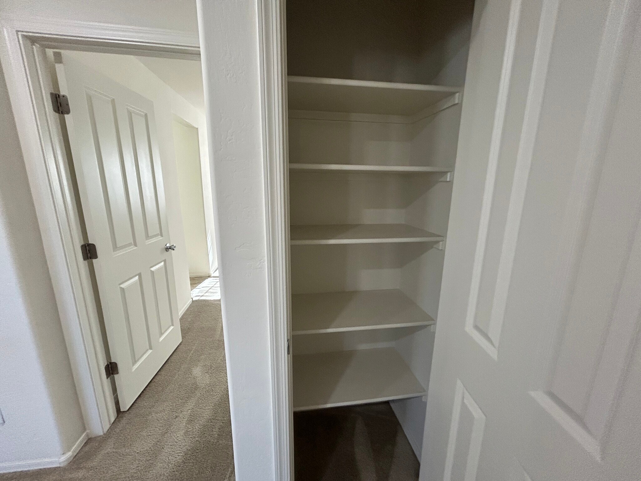 Building Photo - 2964 S Washington St