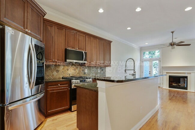 Building Photo - 2675 Rivers Edge Dr NE