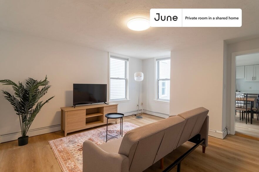 Building Photo - Room in Shared 4 bed/4 bath home in East Cambridge