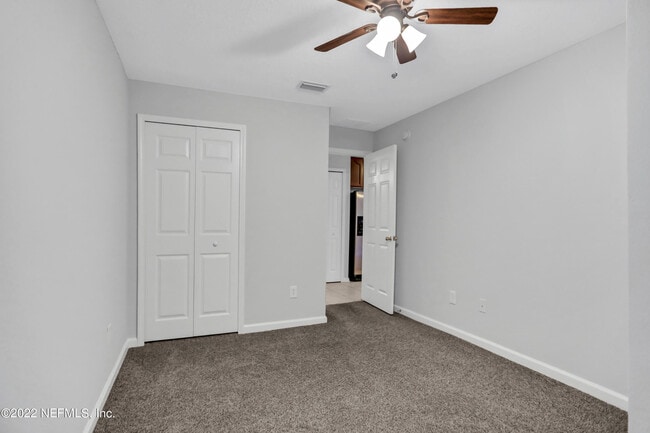 Building Photo - 7051 Deer Lodge Cir