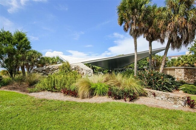 Building Photo - 1329 Nantucket Rd