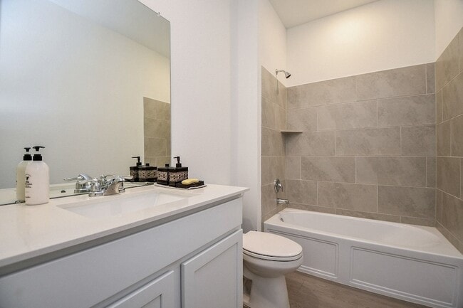 Building Photo - 26610 Coast Redwood Dr